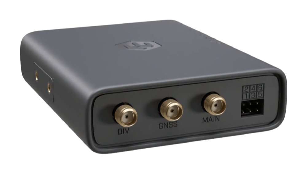 EC25-EU&KNe-Mikrotik EC25-EU&KNe KNOT Embedded LTE4 - LTE Cat4 Gateway, Bluetooth, GNSS, DIN Rail